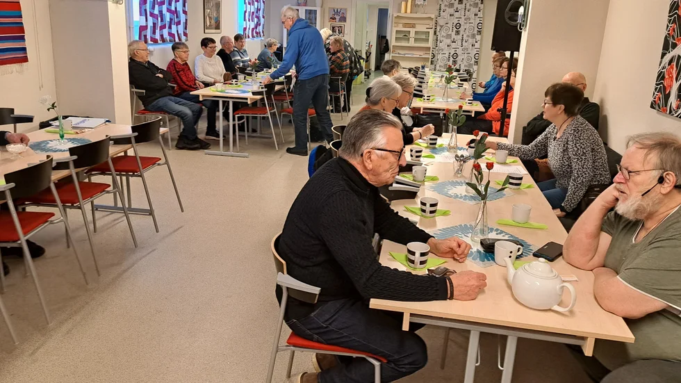 Det var stundvis vemodigt när Älvsbyns PRO höll sitt sista möte i den gamla lokalen.