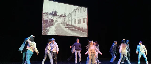Nu har Gottsundaskolans energiska vårshow premiär