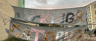 Tonåring på gatufest blev våldsam