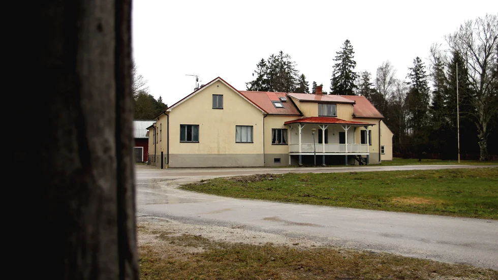 Företrädaren bakom HVB-hemmet i Vänge valde först att överklaga IVO:s beslut om stängning.