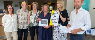 Aktionsgruppen "Rädda Ulvaskogen" träffade Jacob Högfeldt (M)
