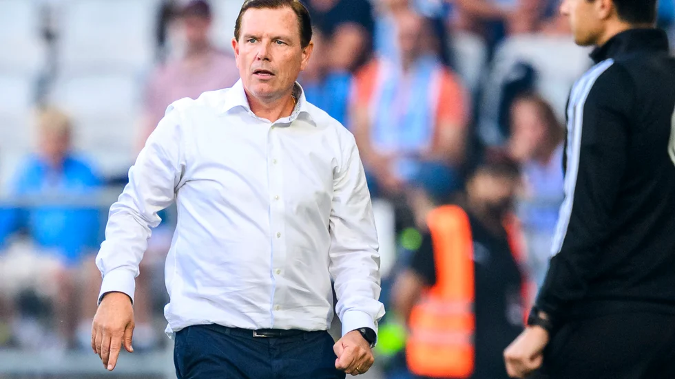 Christer Mattiasson menar att man ofta ser andra lag göra intressanta varianter på fasta situationer. Men det går inte bara går att sno dessa, utan de måste kunna appliceras på de spelare och kvaliteter laget har.