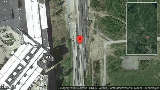 Trafiken påverkas av stillastående personbil på E4
