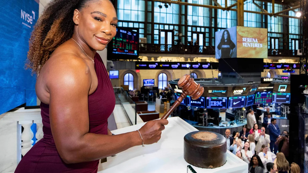 Tennisstjärnan Serena Williams, som öppnade New York-börsen på fredagen, hade inget att göra med börsnedgången under dagen.