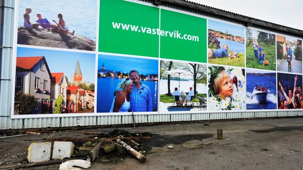 TAS BORT. Skyltar och annat som rör Gotlandsbåten ska nu tas ner.