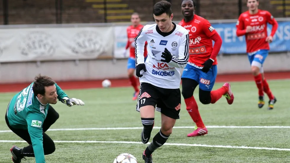 Mål. André Rakon gjorde återigen mål när Motala AIF träningsmatchade mot Degerfors.
