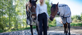 Knep ledarrollen i hästklubben som 17-åring • Två år senare fortsätter Emmy göra sin röst hörd: "En glöd som nu är en eld"