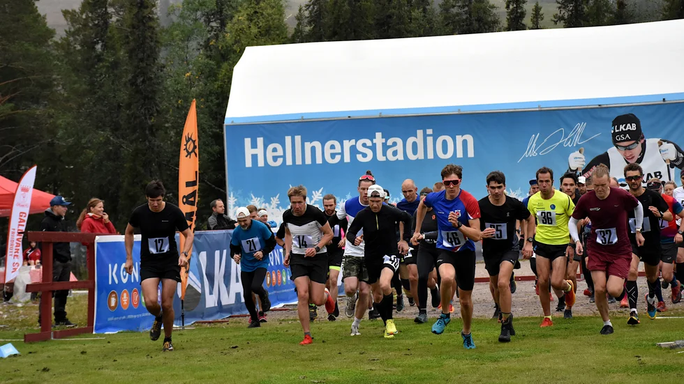 Eelis Murto (nummer 46) rykte redan i starten av Dundret Extreme Running och vann.