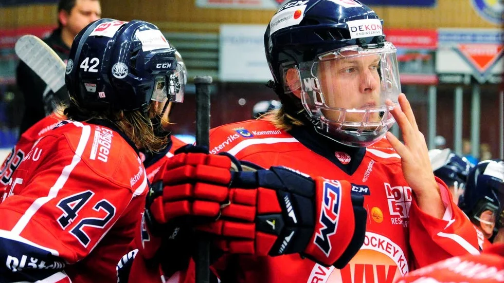 Stabil back. Erik Gustafsson har hittills bidragit starkt i VIK:s defensiva spel.