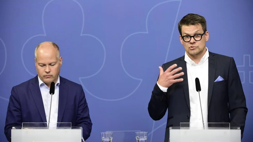 Inrikesminister Morgan Johansson presenterar Jonas Trolle som blir  chef för Center mot våldsbejakande extremism.