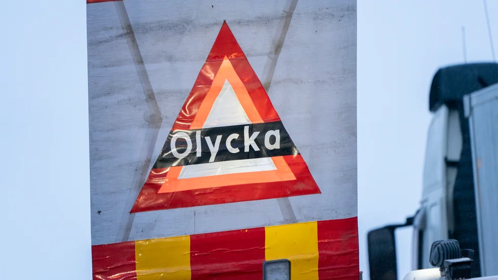 Två personer fördes till sjukhus, varav en av dem var en man i 65-årsåldern vars liv inte gick att rädda. Arkivbild.