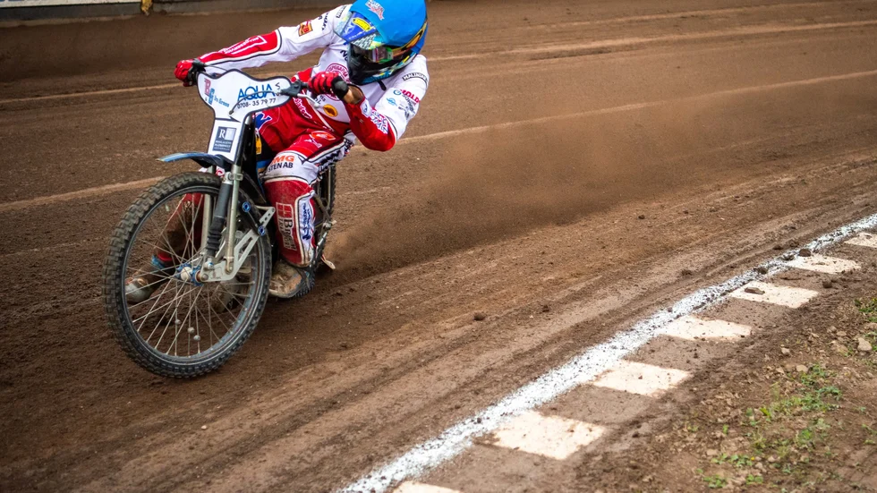 Rasmus Jensen efterträder Andreas Jonsson som lagkapten i Rospiggarna.