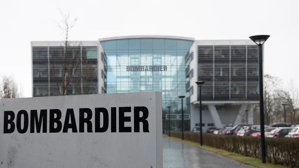 Kanadensiska Bombardier, som gjort upp om att sälja tågtillverkningen till franska Alstom, redovisar en oväntad förlust för årets andra kvartal. Arkivbild