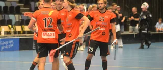 Rutinerad forward provtränar med Onyx