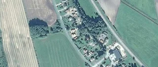 Nya ägare till villa från 1920 i Vingåker - 2 700 000 kronor blev priset