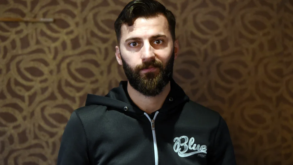 "Det är det värsta som kunde ha hänt", säger Jonny Morad, delägare till Joans i Finspång, om att det från 20 november blir förbjudet att servera alkohol efter klockan 22.