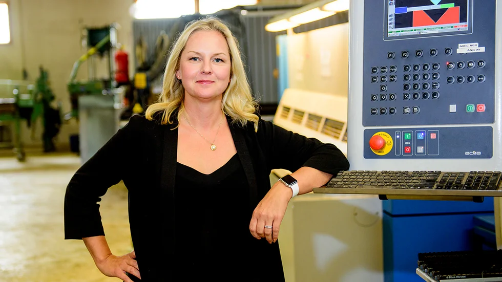 Enligt Katja Saranen, vd på 2-Con, är det viktigt att ta sig tid att höja blicken och se bortom sina vardagliga uppgifter för att lyckas utveckla ett företag framgångsrikt. Här har Almi varit ett stående bollplank.