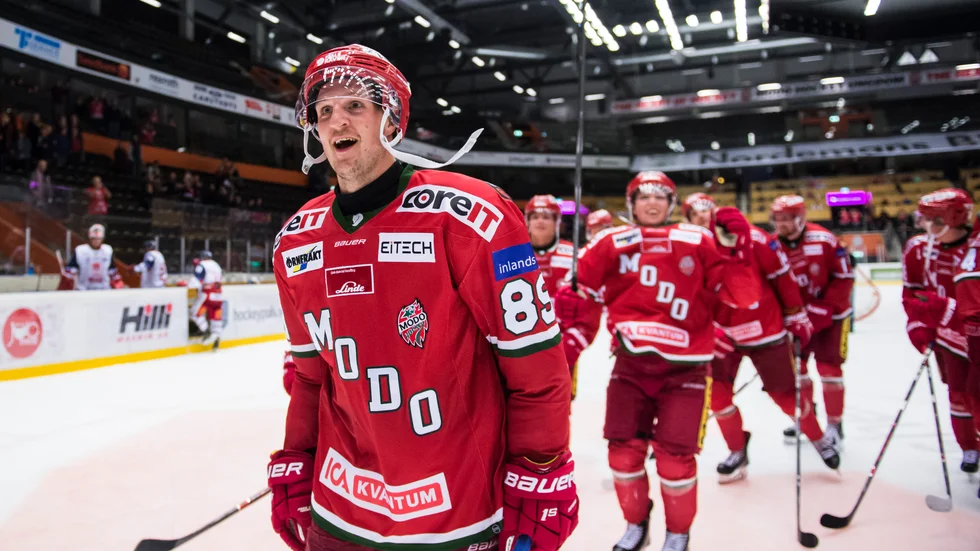 Patrik Karlkvist är klar för en återkomst i Modo efter en kampanj från klubben som inbringade över en halv miljon kronor.