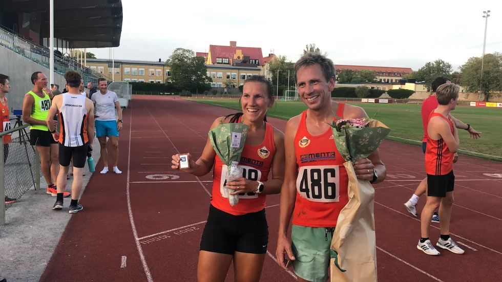 Vinnare på 10 000 meter, Lin Mandelberg och Henrik Reintz, båda tävlar för Roma IF.