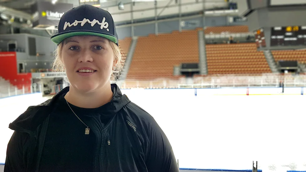 Melinda Olsson, ny huvudtränare för Luleå Hockeys damjuniorlag.