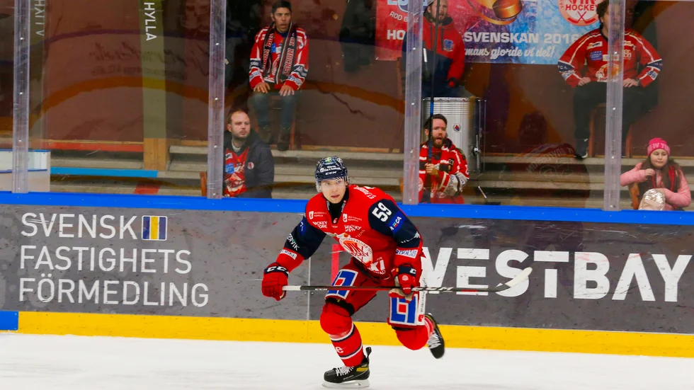 Marcus Davidsson spelade 23 matcher för VIK innan han lämnade klubben förra veckan.