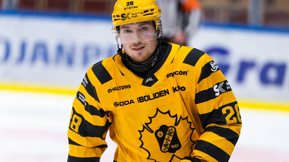 Det är stort NHL-intresse för Skellefteå AIK:s Jesper Frödén.