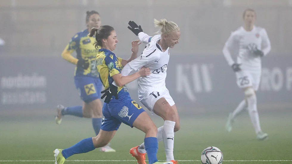 Caroline Seger.