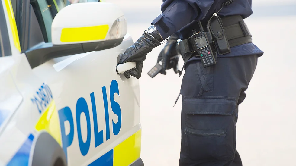 Skribenten anser att polisledningen borde överväga att öppna en polisstation i Boliden.