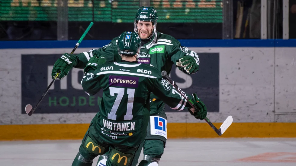 Glada miner i Färjestad.
