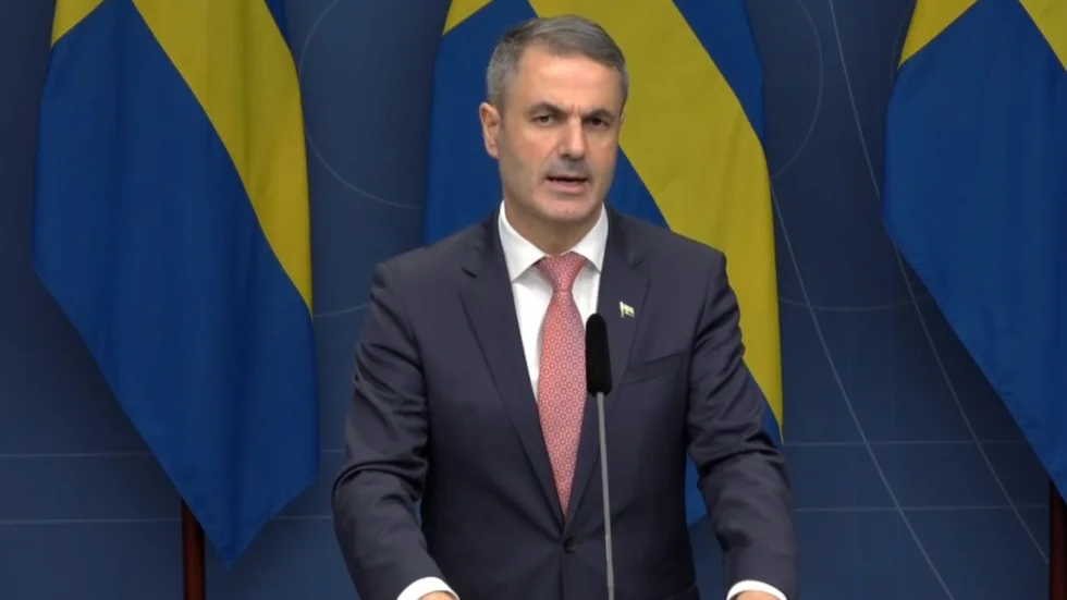 Näringsminister Ibrahim Baylan (S) under fredagens pressträff. Se den i sin helhet i tv-spelaren nedan.