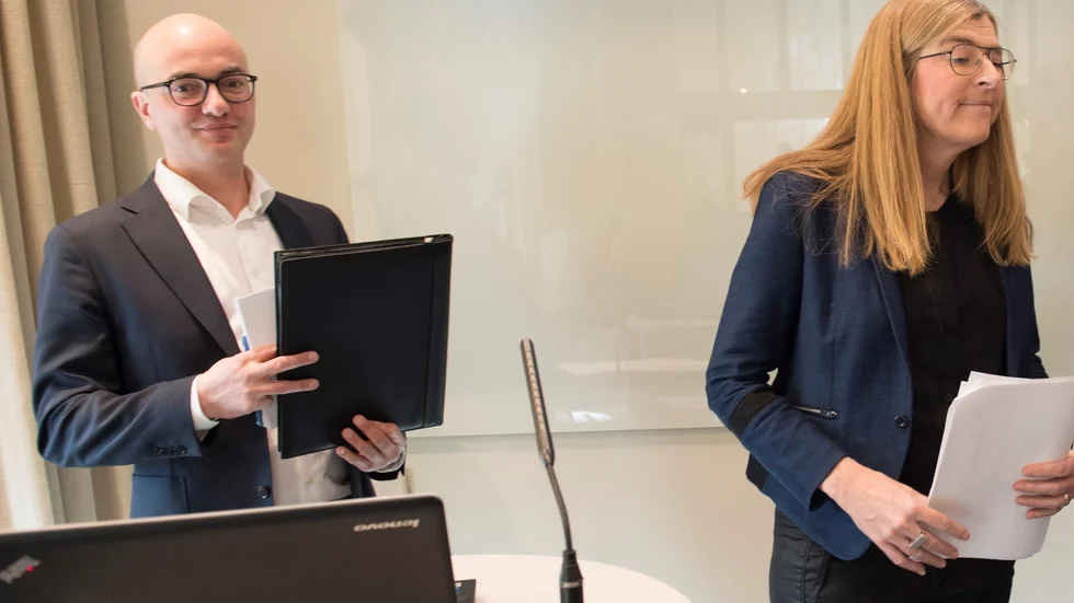 LO-ekonom Torbjörn Hållö och LO: s första vice ordförande Therese Guovelin deltog på seminariet om arbetslöshetskrisen i Sverige. 