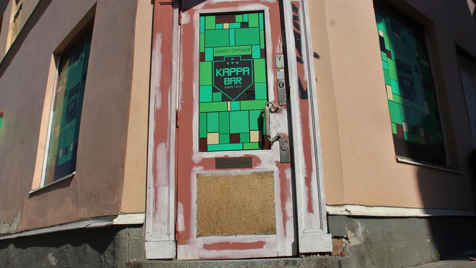 Kappa Bar har fortfarande inte öppnat i Uppsala. Kedjans koncept går ut på att man ska kunna spela e-sport, som exempelvis Counterstrike och Dota, i restaurangmiljö på datorer.