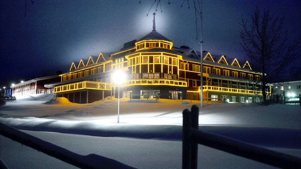 Hotellbolaget i Överkalix, Grand Arctic Sweden, krävs på miljoner i skatt och skattetillägg för ett upplägg med osanna fakturor.