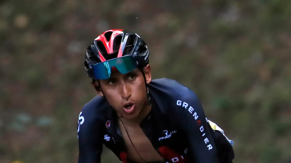 Egan Bernal har haft det tufft under de senaste dagarnas bergsklättringar och hoppar nu av Tour de France.