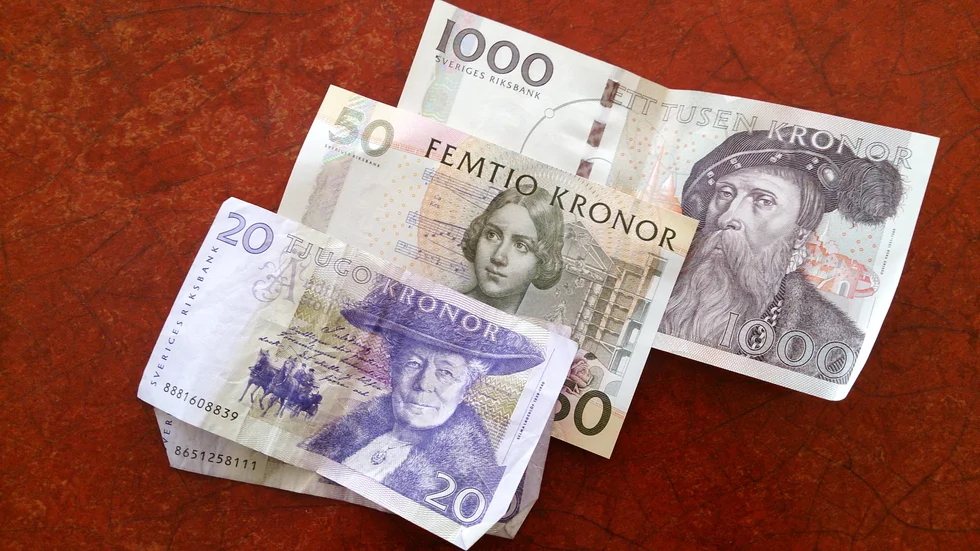 Ett gotländskt dödsbo har 994 000 kronor i sedlar som blivit ogiltiga. Efter två års handläggning beslutade Riksbanken att avvisa ansökan om att lösa in sedlarna.