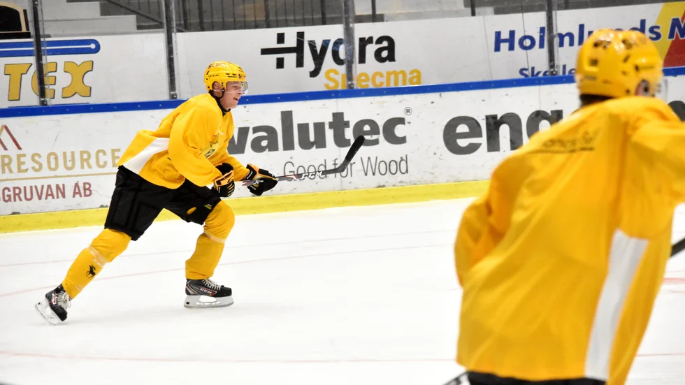 Jacob Andersson är redo att möta moderklubben Björklöven, trots att det tyvärr blir utan det klassiska derbytrycket från läktarplats. 