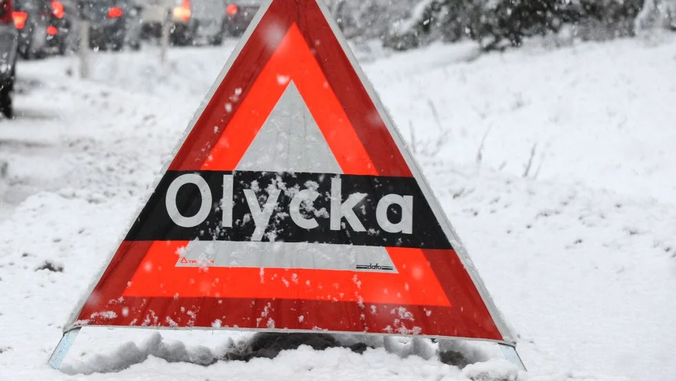 Olyckan inträffade på väg 761 nära Askeby mellan Linköping och Örtomta.