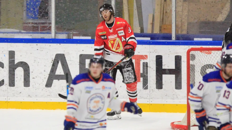 Det blev en tung söndag för Eskilstuna Linden som föll med hela 1–9.