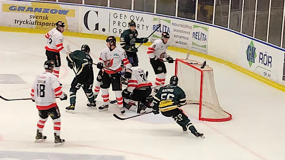 En jämn tillställning i dryga två perioder mot Nyköping. Sedan skaffade sig ESK en skön avslutning på matchen och tre sköna poäng.