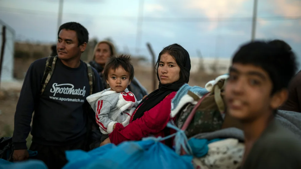 Flyktinglägret Moria på den grekiska ön Lesbos har eldhärjats och redan utsatta människor har fått det ännu sämre. Men till Sverige får de inte komma, enligt justitieminister Morgan Johansson.