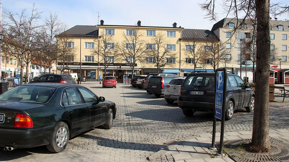 En mobilspelapp där Enköpingsbor kan jaga frukter ska hjälpa Enköpings kommun att kartlägga vilket skick vägar och gator är i.