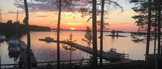 Läsarbilden: solnedgång över Bergön