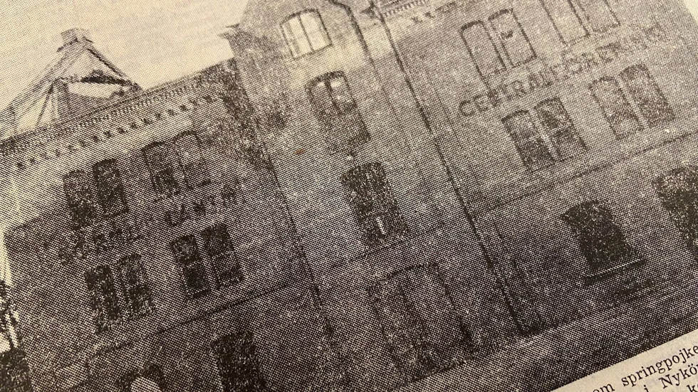 Kuriren för 50 år sedan: Rivningen har påbörjats av den gamla kvarnen, som ligger mellan Oppundabanken och Domus.