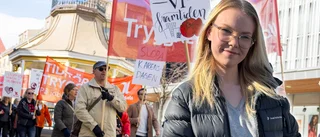 Nora, 25, leder första maj-tåget: "Lyfta unga kvinnors röster"