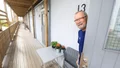 Tvingas bo i barack på 14 kvadrat – i en månad
