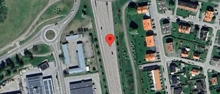 Störningar i trafiken på grund av stillastående fordon på väg 50