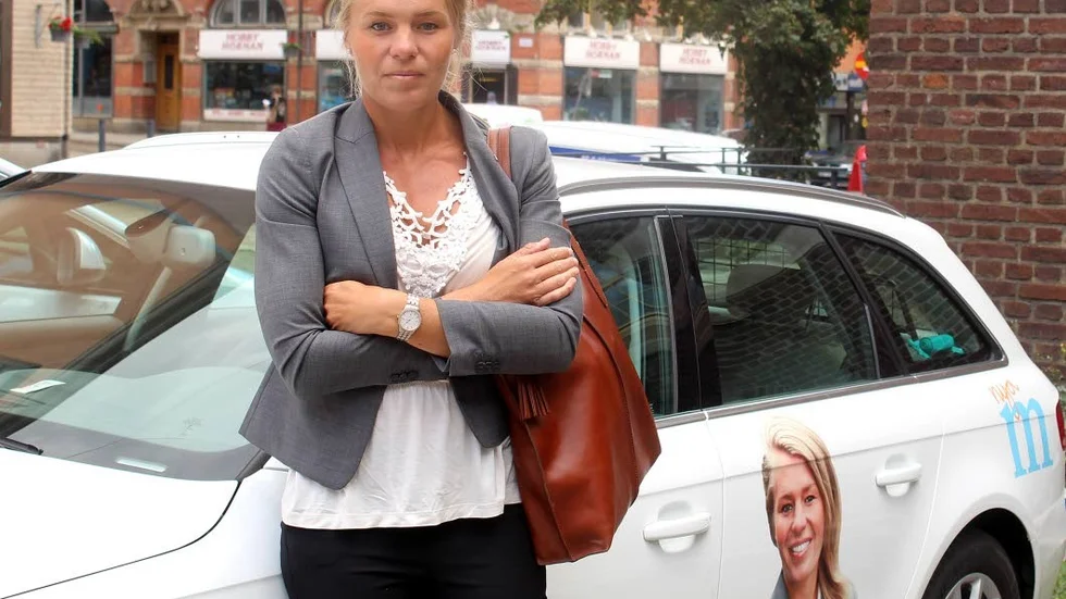 Sophia Jarl (M) vill ha en genomsyn av modersmålsundervisningen för att hitta sätt att effektivisera den - M vill dock ha en bredare samsyn mellan partierna.
