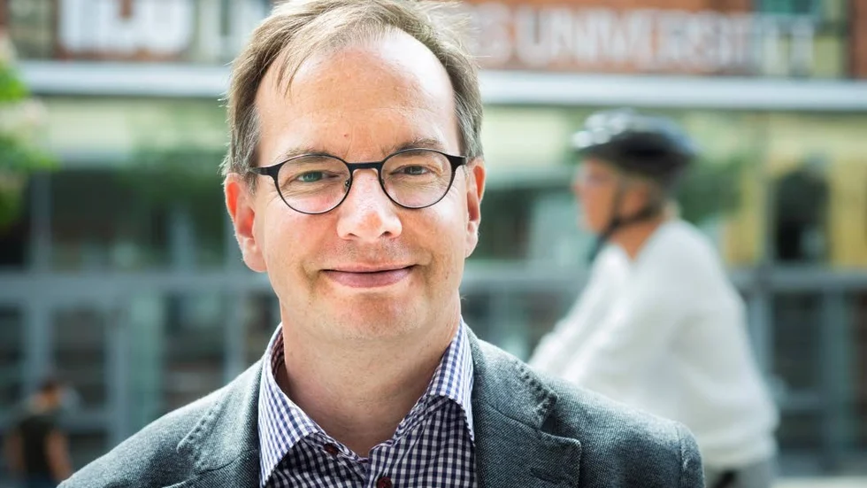 Campusrådet Martin Rantzer avslöjar att det kommer att anställas mång nya forskare på Campus Norrköping i höst och målet är också fler studenter.
