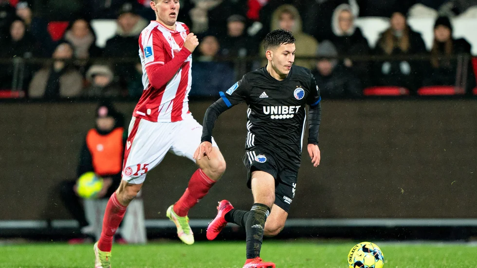 FC Köpenhamns Roony Bardghji med bollen i matchen mot Ålborg.