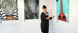 Sprakande färgfest när Sonia ställer ut • Kraftdjuren tar över Galleri1: ”Alltid varit fascinerad av djur”